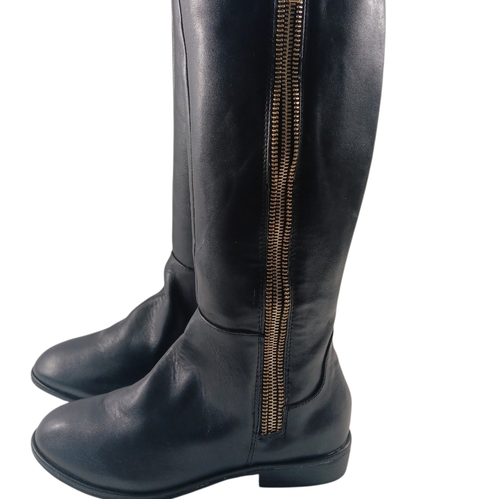Stuart Weitzman Lowland Zippy Riding Boots Sz 5 Black Faux Leather Rain Boots